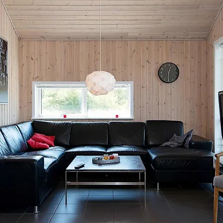 Three-bedroom Holiday In Ulfborg 15 *