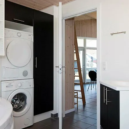 Ferienhaus Three-bedroom Holiday In Ulfborg 15 Fjand Gårde